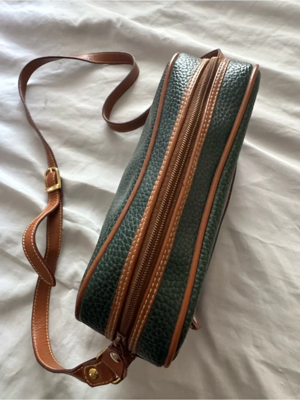 Green Pebbled Leather Crossbody Bag, Tan trim, authentic Braciano Italy classic